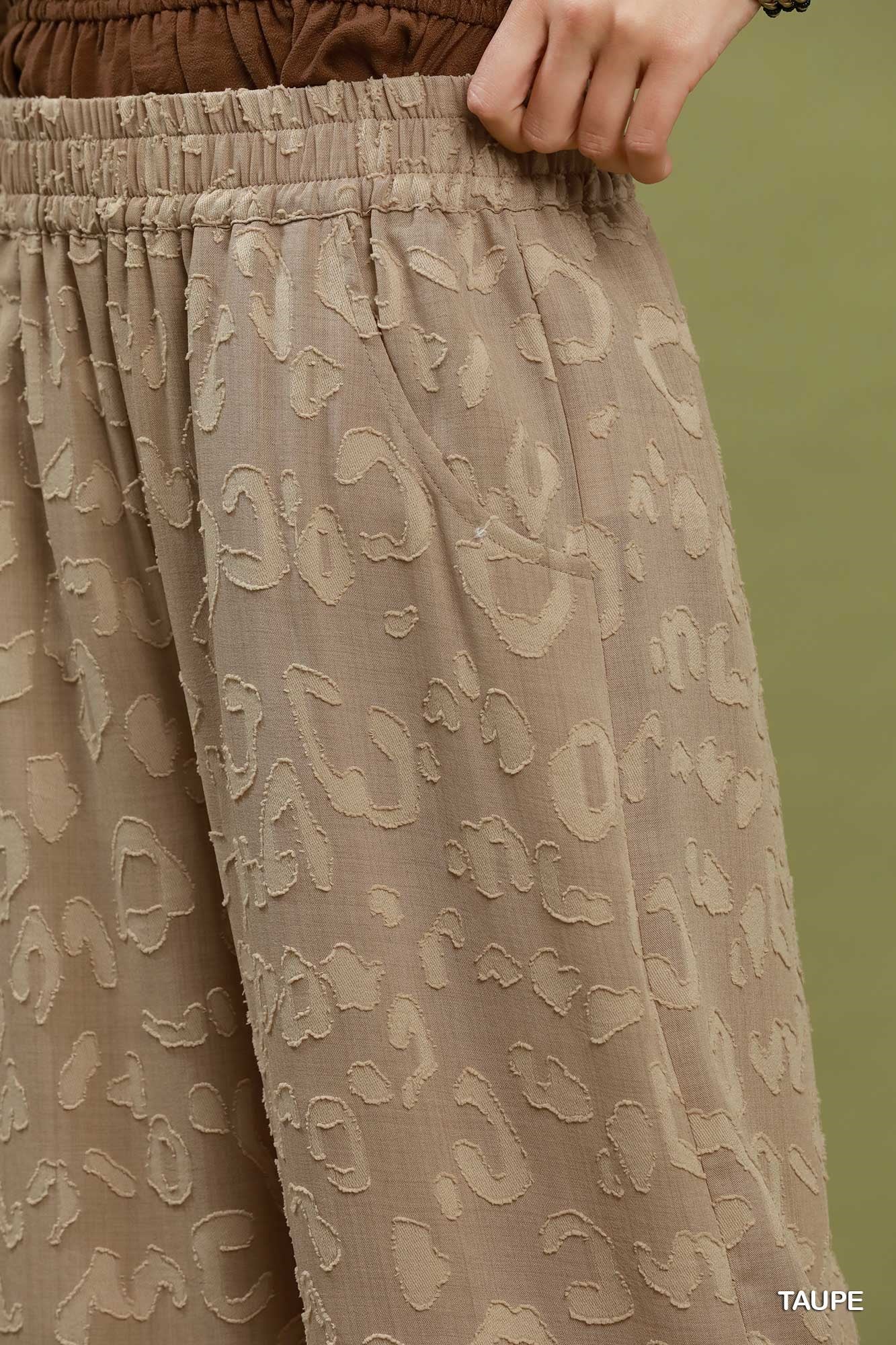 Umgee Textured Cropped Wide Leg Pants