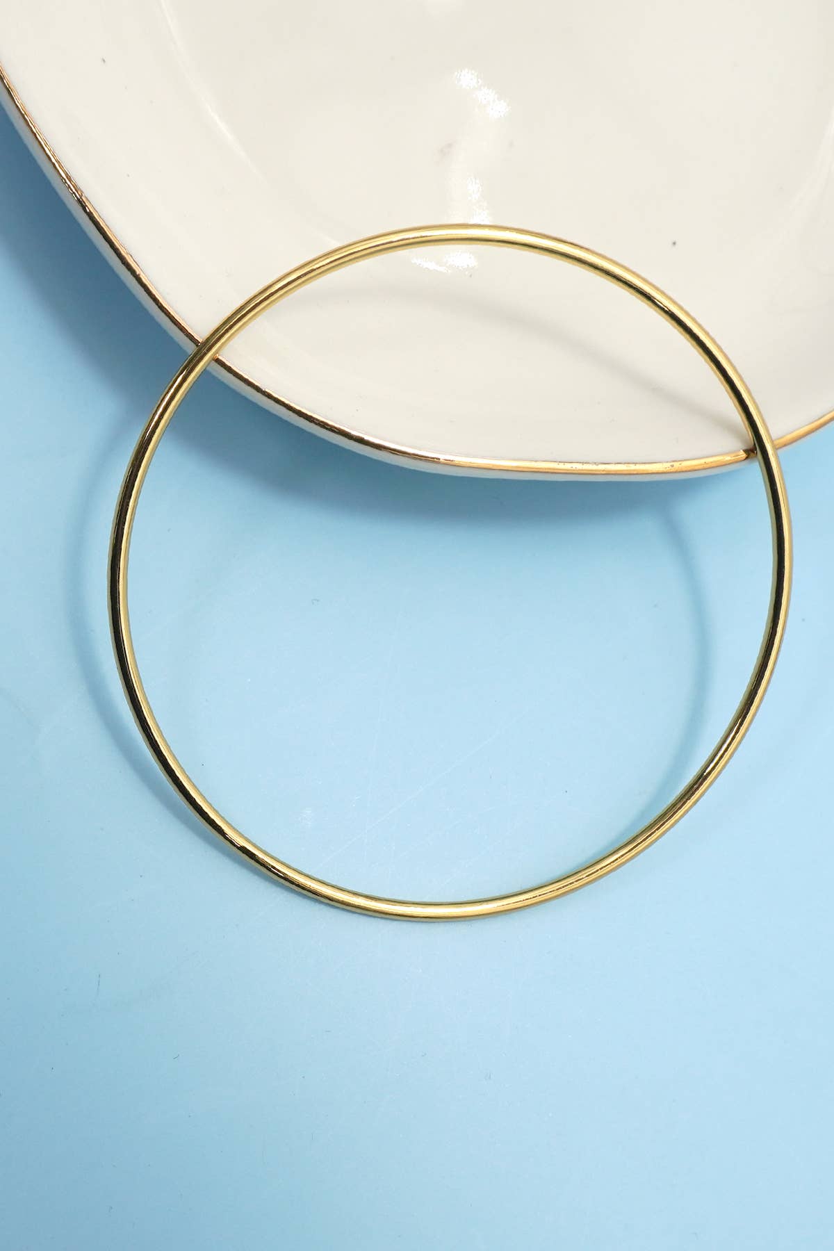 18K NON-TARNISH WATERPROOF STAINLESS STEEL BANGLE