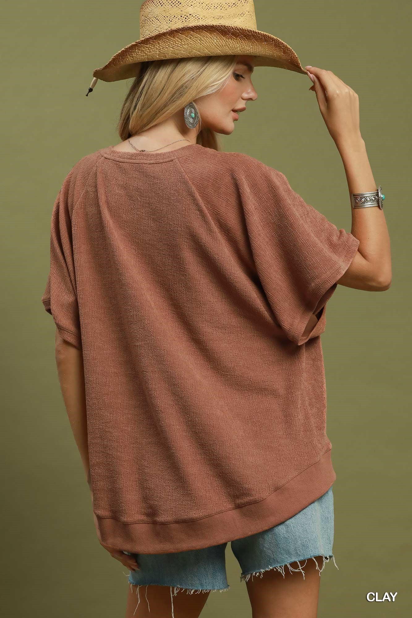 Umgee Hi-Low Crew Neck Top