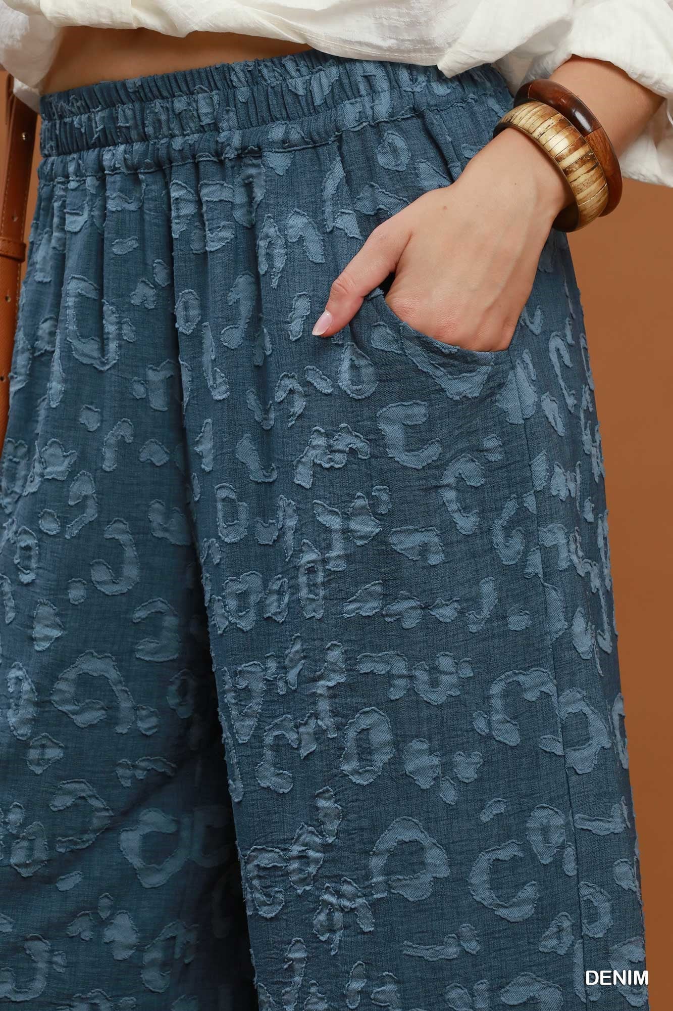 Umgee Textured Cropped Wide Leg Pants