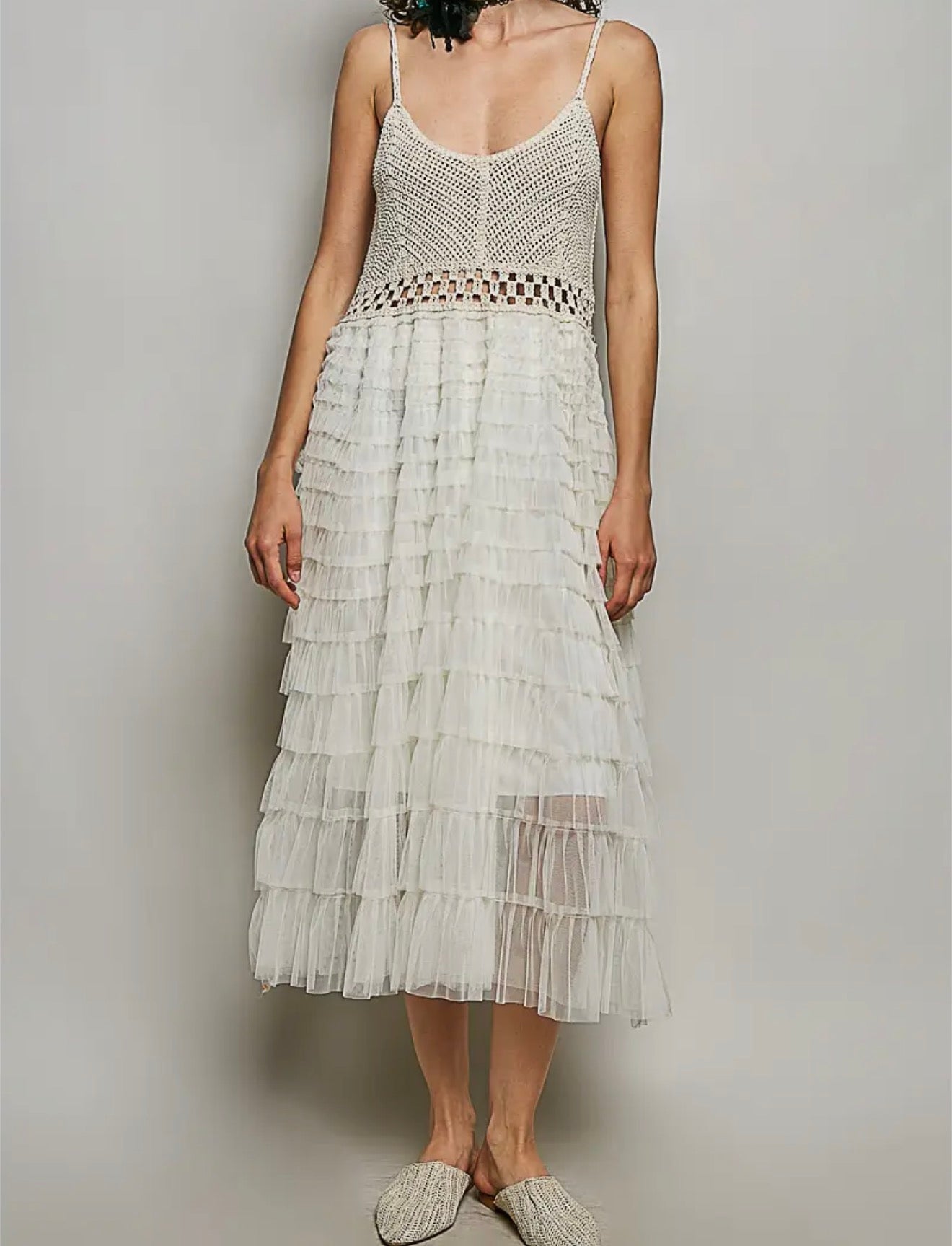 Round Neck Sleeveless Crochet Lace Ruffle Dress