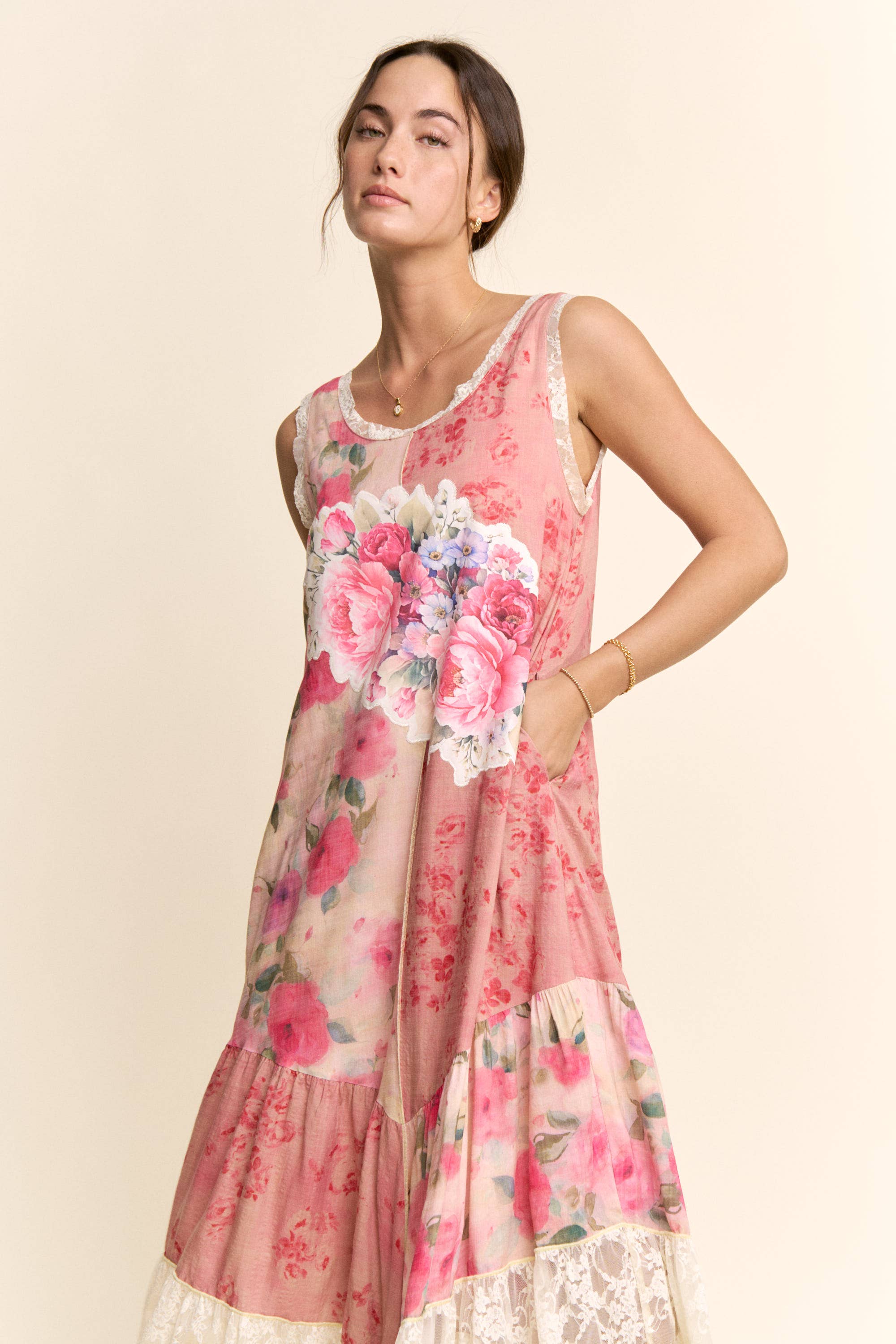DD60145-PRINT FLOWER PATCHWORK LACE TIERED DRESS