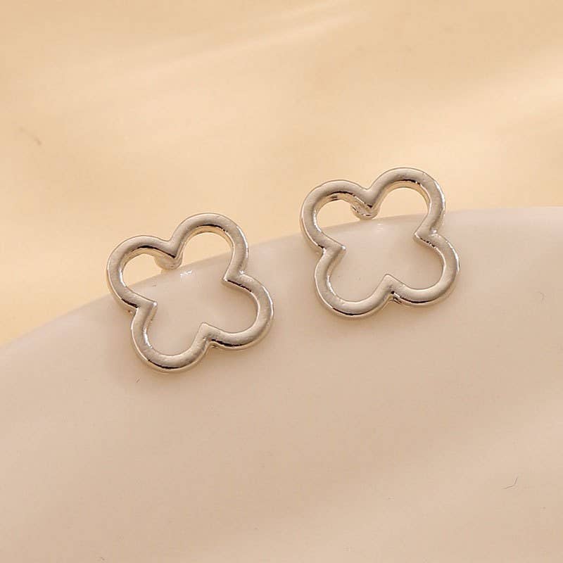 18K Stainless Steel Tarnish Free Waterproof Clover