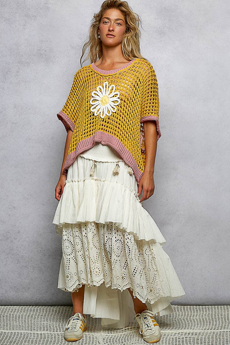Round Neck Sleeveless Floral Thin Sweater Top