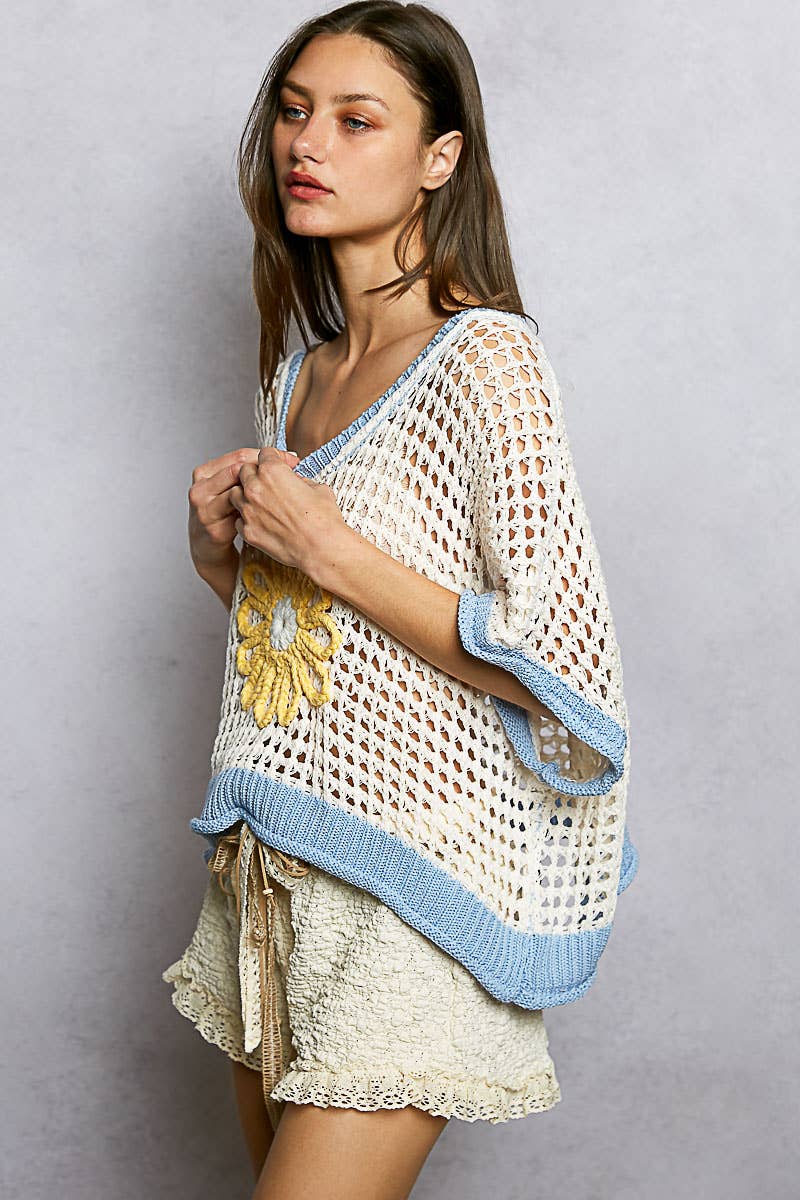 Round Neck Sleeveless Floral Thin Sweater Top