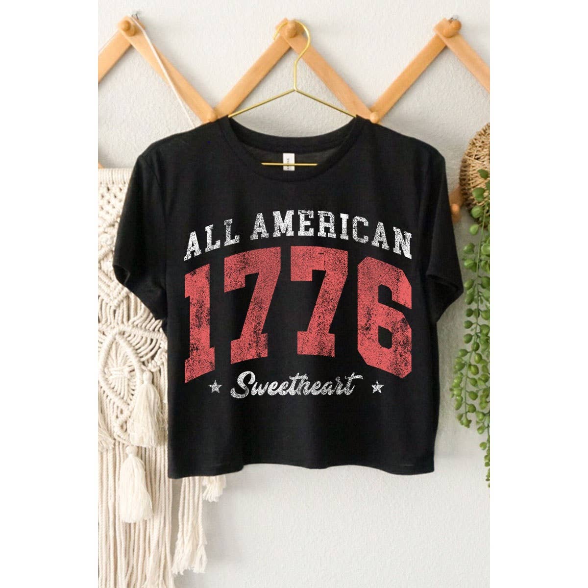ALL AMERICAN 1776 SWEETHEART GRAPHIC CROP TOP