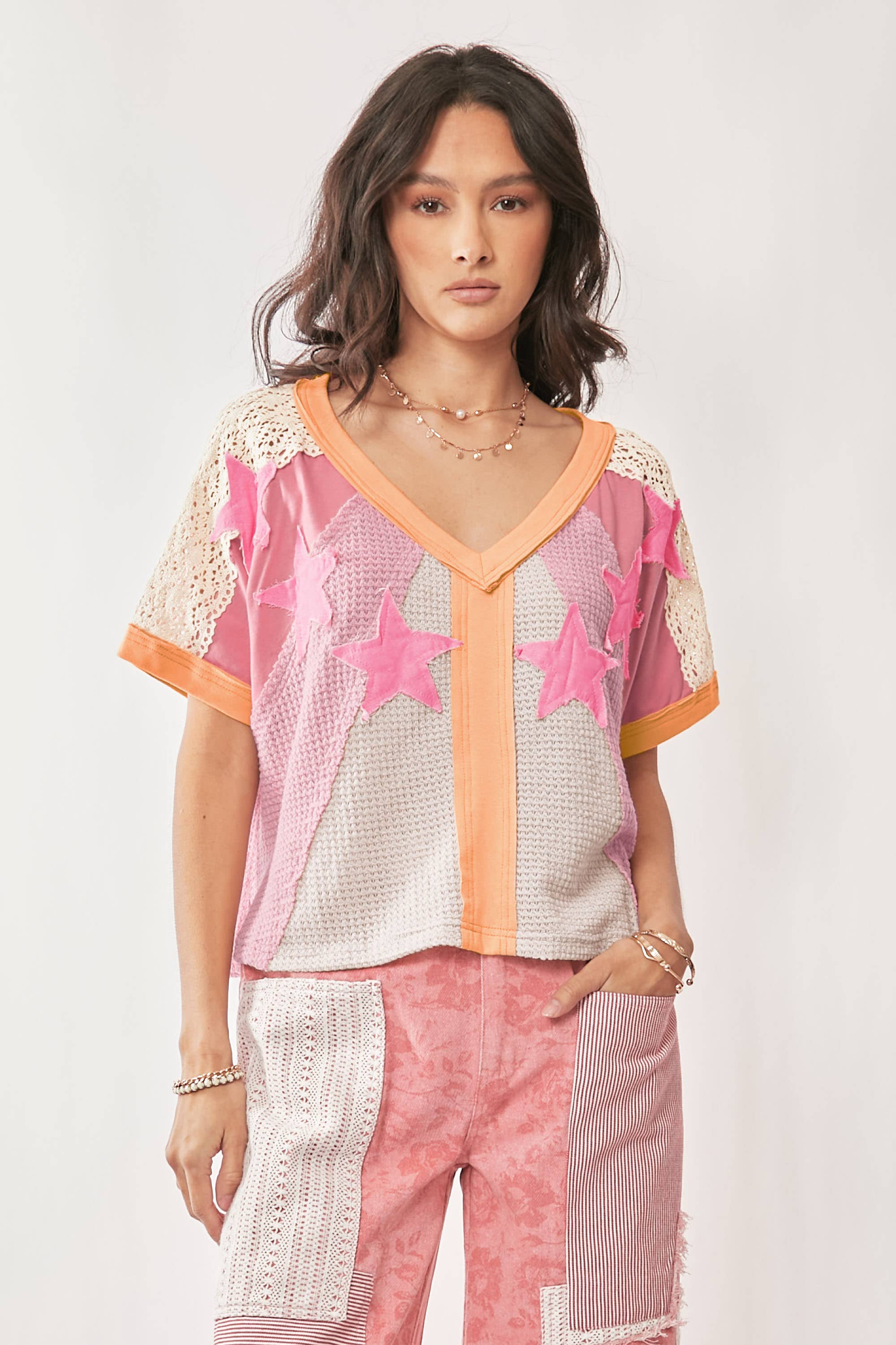 STAR PATCH DETAIL COLOR BLOCKED DROP SHOULDER TOP