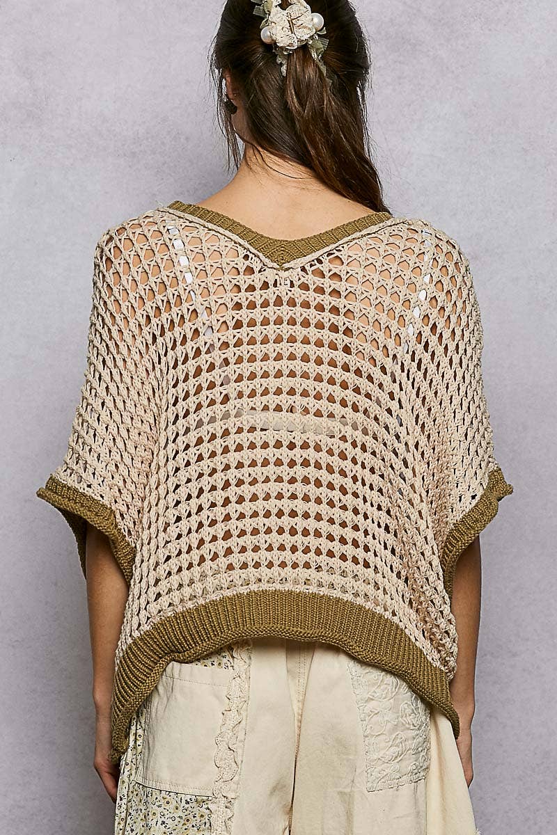 Round Neck Sleeveless Floral Thin Sweater Top
