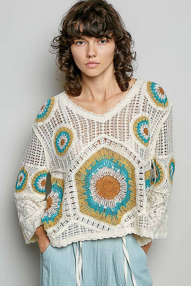 V-Neck Granny Circle Motif Scalloped Edge Crochet Top