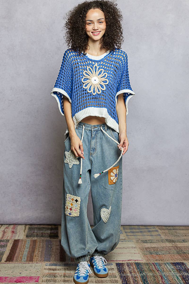 Round Neck Sleeveless Floral Thin Sweater Top