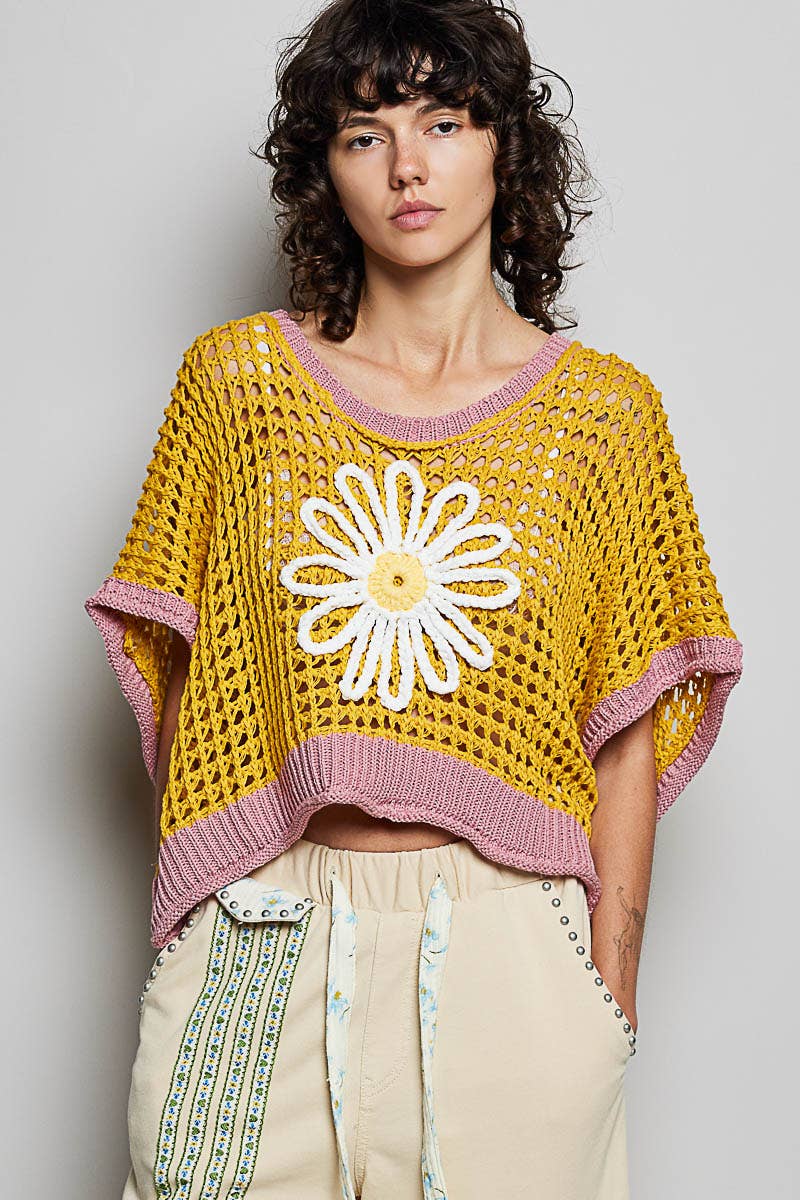 Round Neck Sleeveless Floral Thin Sweater Top