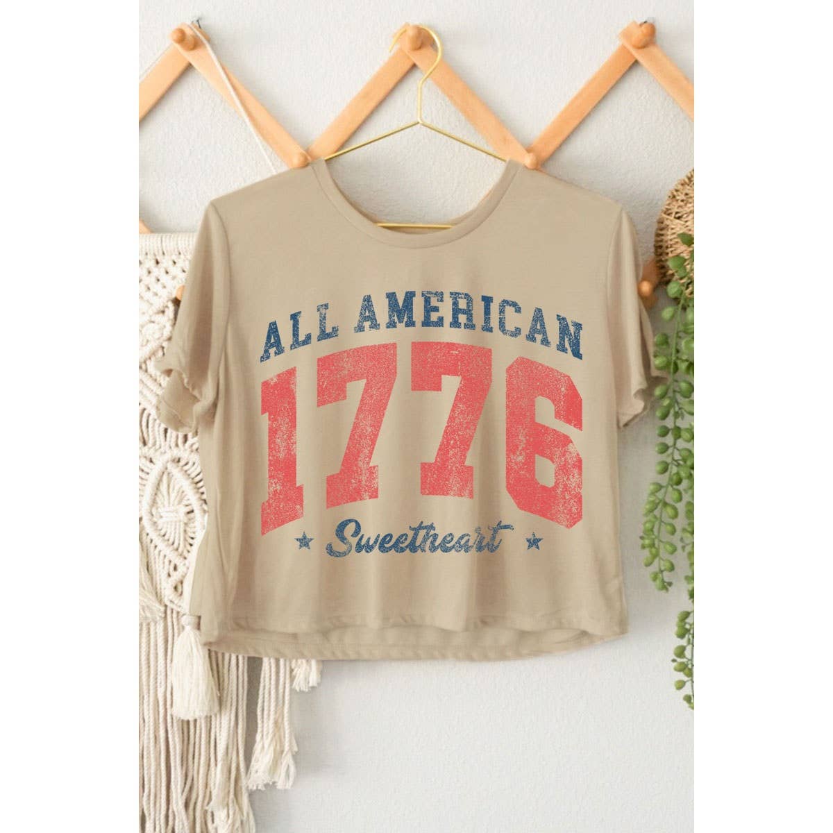ALL AMERICAN 1776 SWEETHEART GRAPHIC CROP TOP