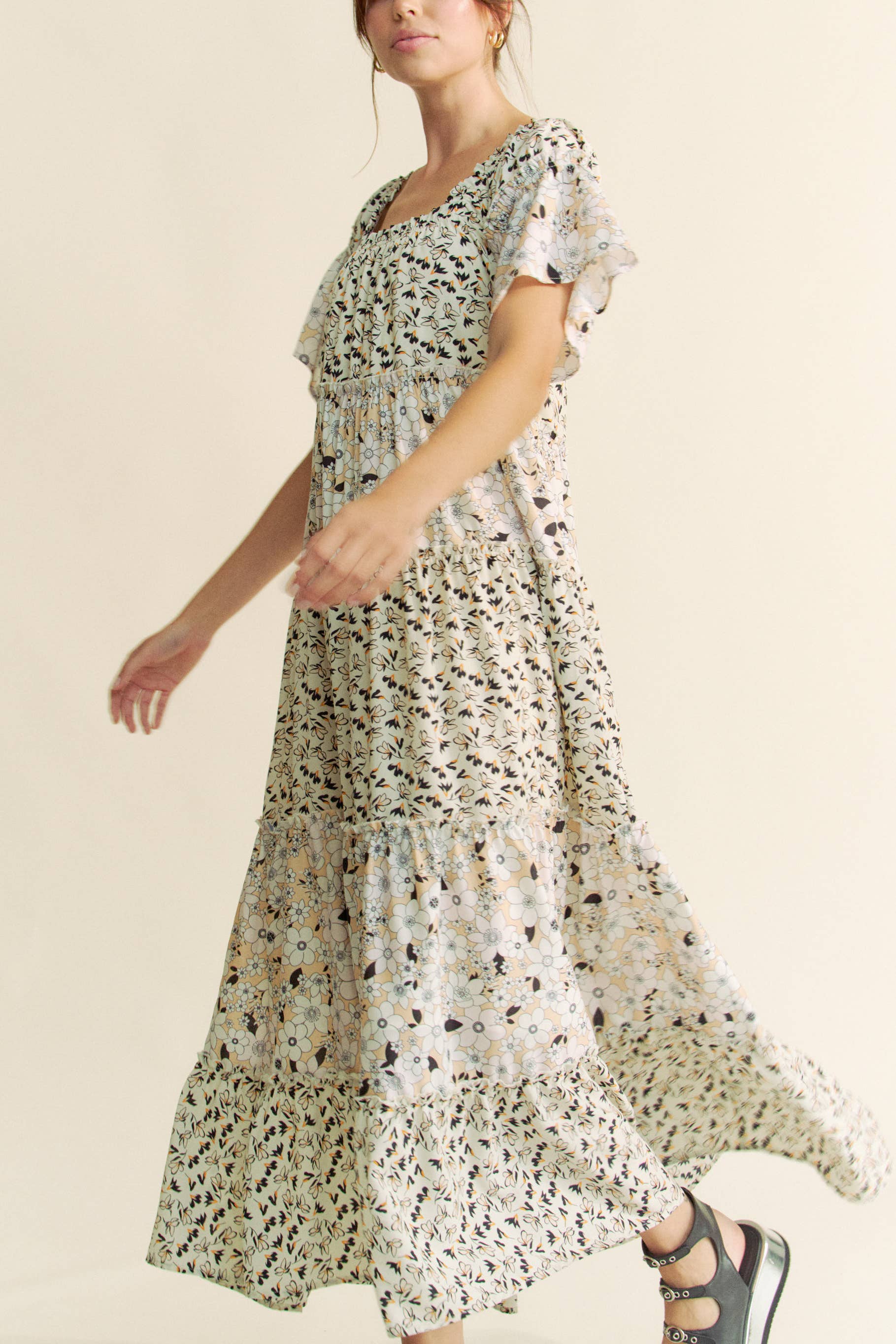 DD20523 - FLORAL MIXED RUFFLE DETAIL RUFFLE SLEEVE MIDIDRESS
