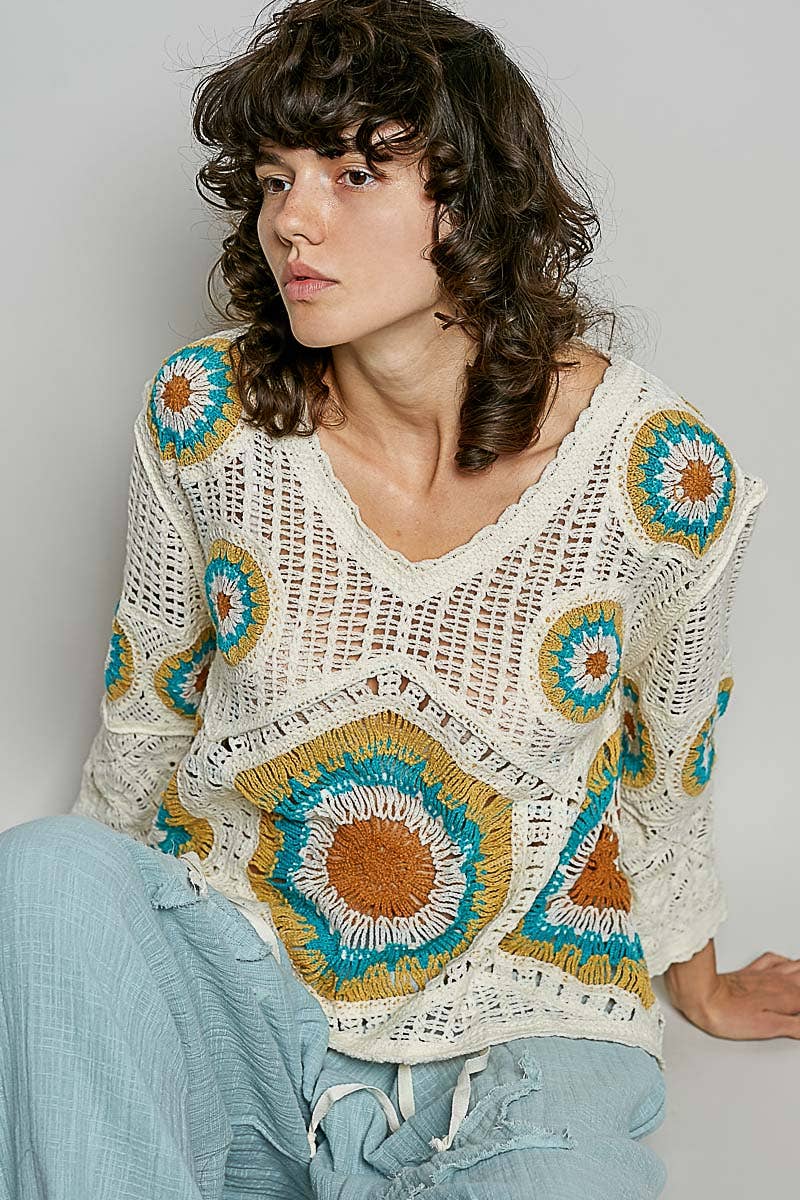 V-Neck Granny Circle Motif Scalloped Edge Crochet Top