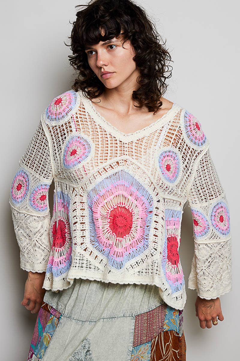V-Neck Granny Circle Motif Scalloped Edge Crochet Top