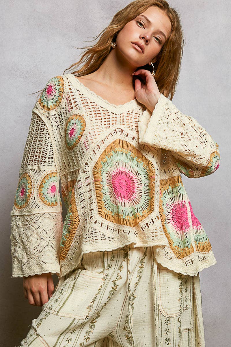 V-Neck Granny Circle Motif Scalloped Edge Crochet Top
