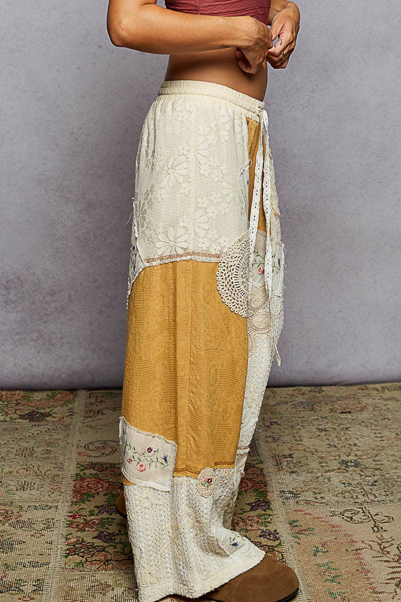 Solid Lace Patch Detail Woven Pants